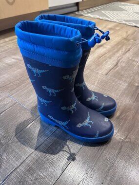 Hatley insulated rain boots size 2 youth